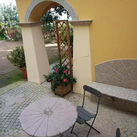 Le Roverelle Ilbono 外观 照片